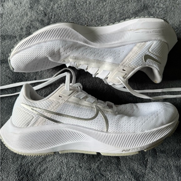 nike air zoom pegasus 38 women’s white/metallic silver size 8 women’s - Picture 6 of 16